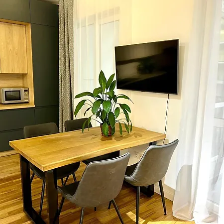 Osapart Romantic In The Complex Great Britain דירה לבוב