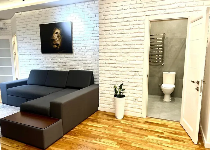 Osapart Romantic In The Complex Great Britain * לבוב