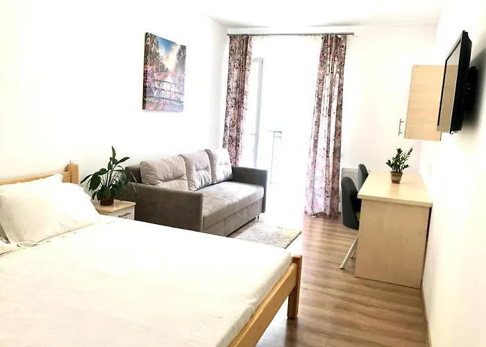 Osapart Romantic In The Complex Great Britain * לבוב